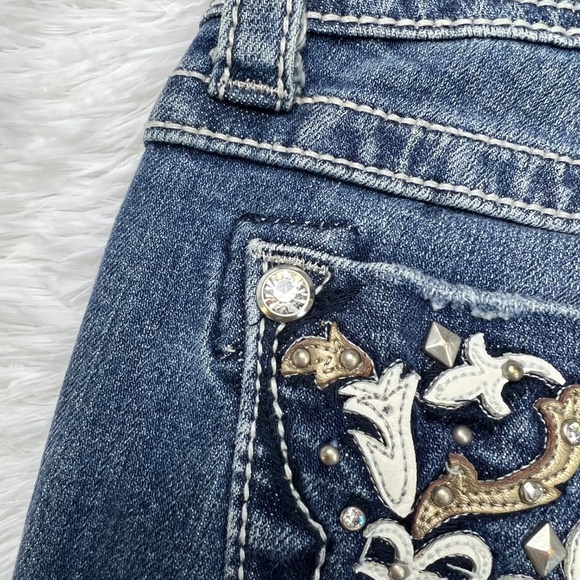 |•MISS ME•| Cuffed Capri Jeans Size 28 - Picture 8 of 16